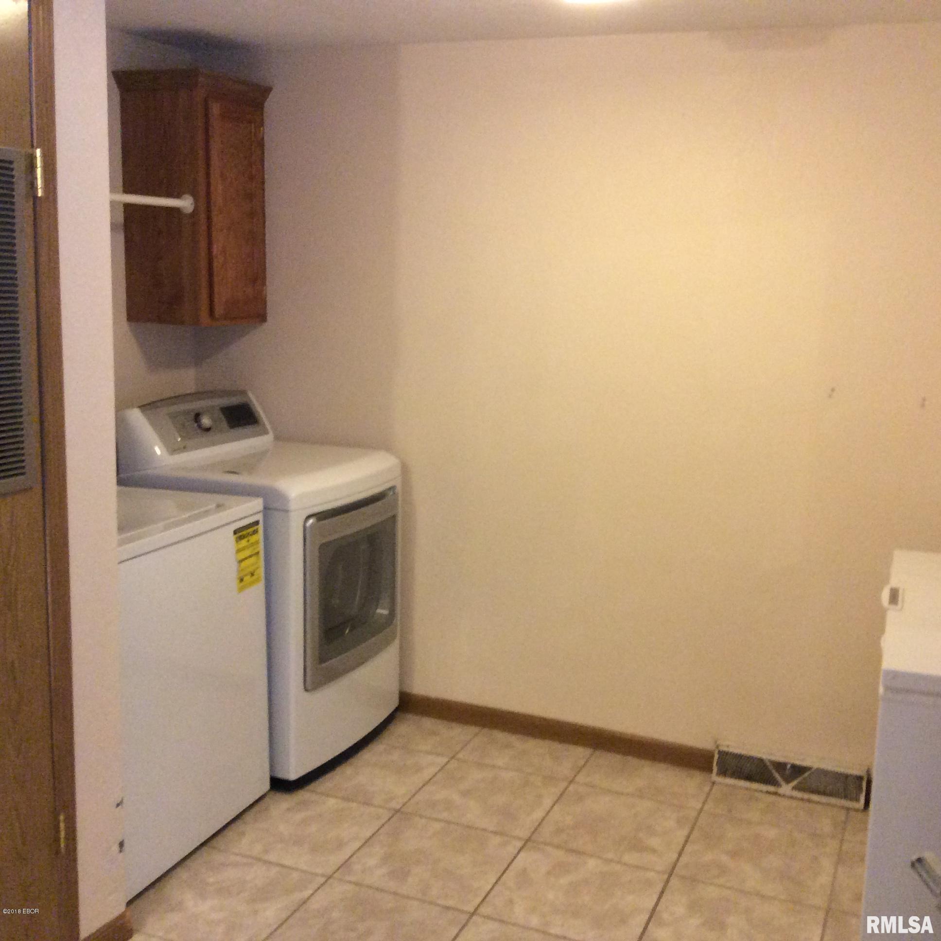501 South Forest Street Belle Rive, IL 62810 - Photo 17 of 32
