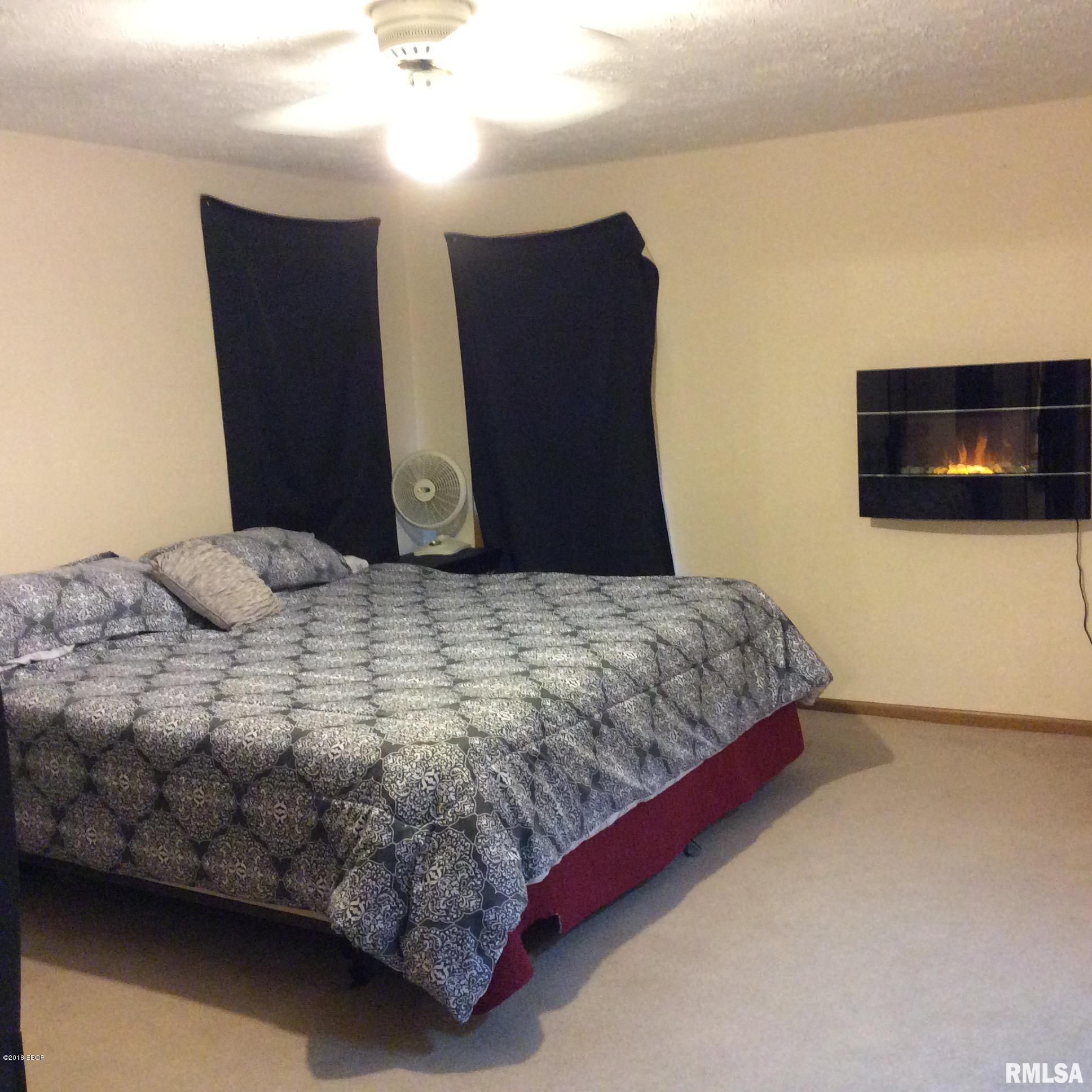 501 South Forest Street Belle Rive, IL 62810 - Photo 22 of 32