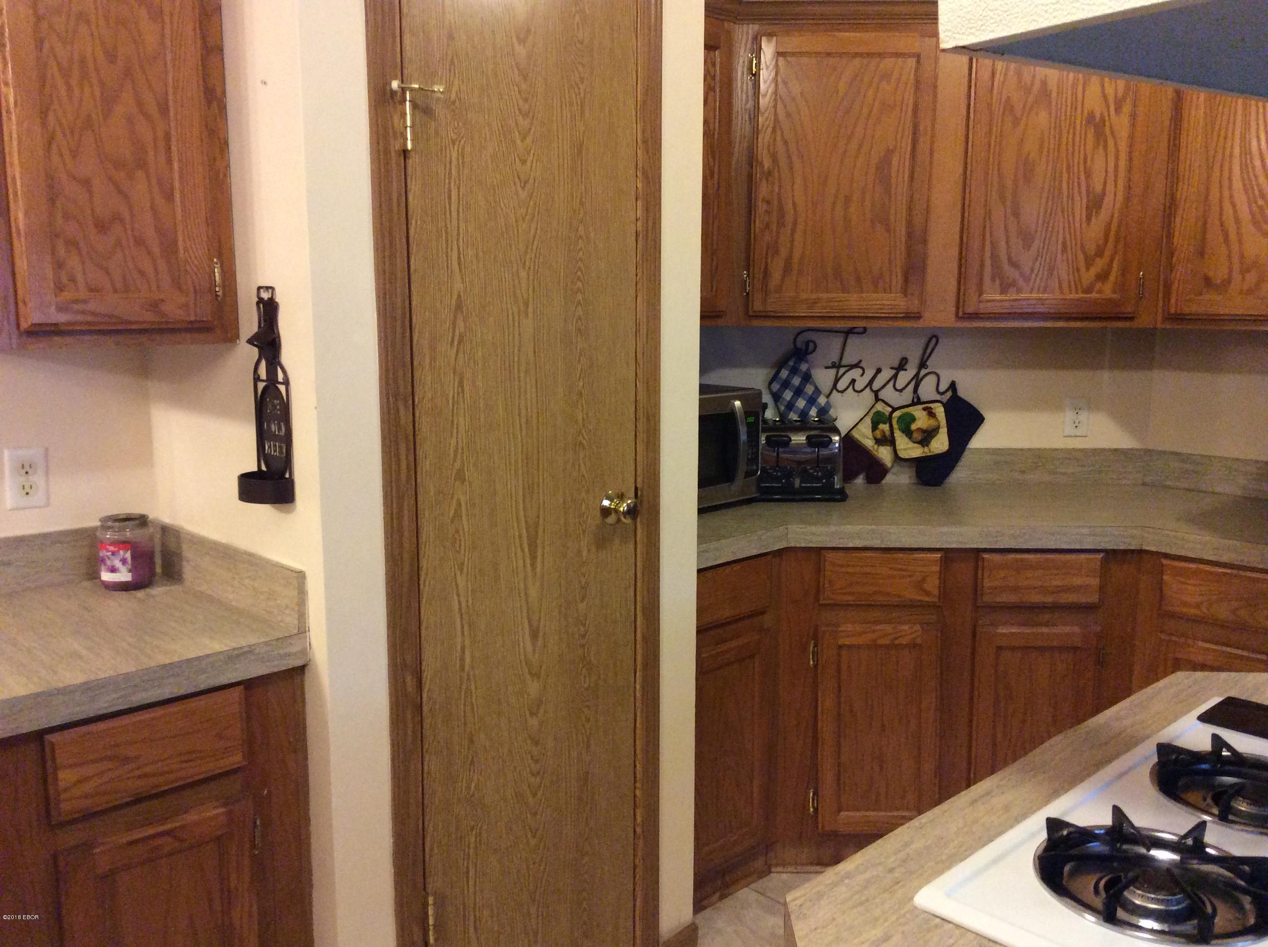 501 South Forest Street Belle Rive, IL 62810 - Photo 10 of 32