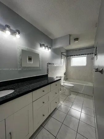 $4,942 | 4753 Northwest 41st Street, Lauderdale Lakes, FL 33319