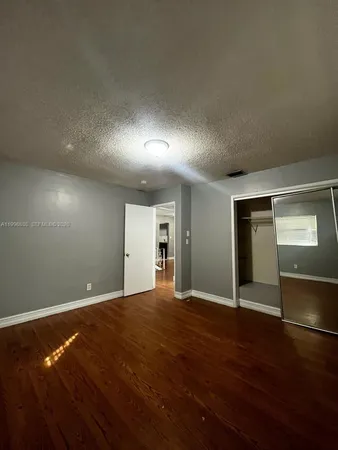 $4,942 | 4753 Northwest 41st Street, Lauderdale Lakes, FL 33319