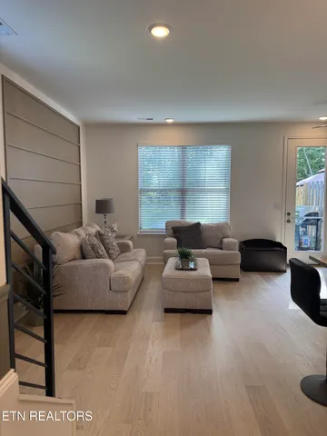 $359,000 | 8405 Whisper Lane, Powell, TN 37849