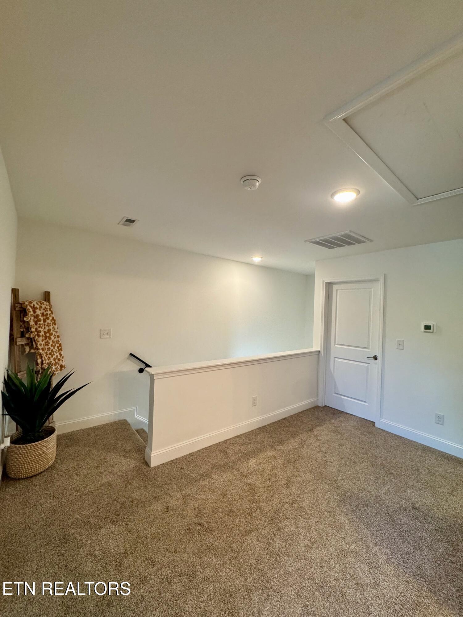 8405 Whisper Lane Powell, TN 37849 - Photo 21 of 36 IMG_8182