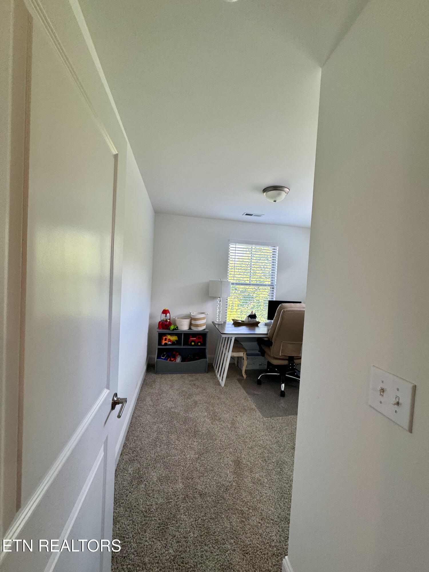 8405 Whisper Lane Powell, TN 37849 - Photo 33 of 36 IMG_8160