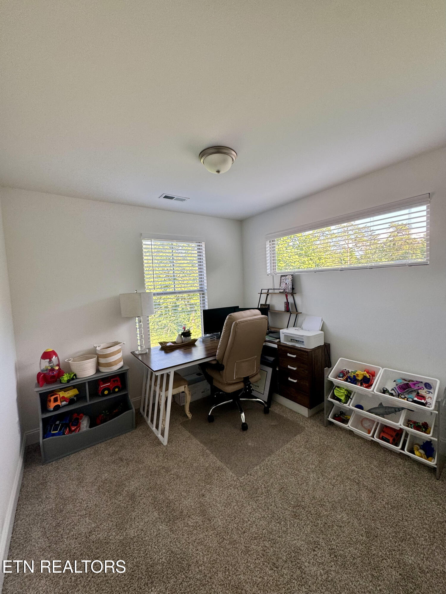 8405 Whisper Lane Powell, TN 37849 - Photo 34 of 36 IMG_8161