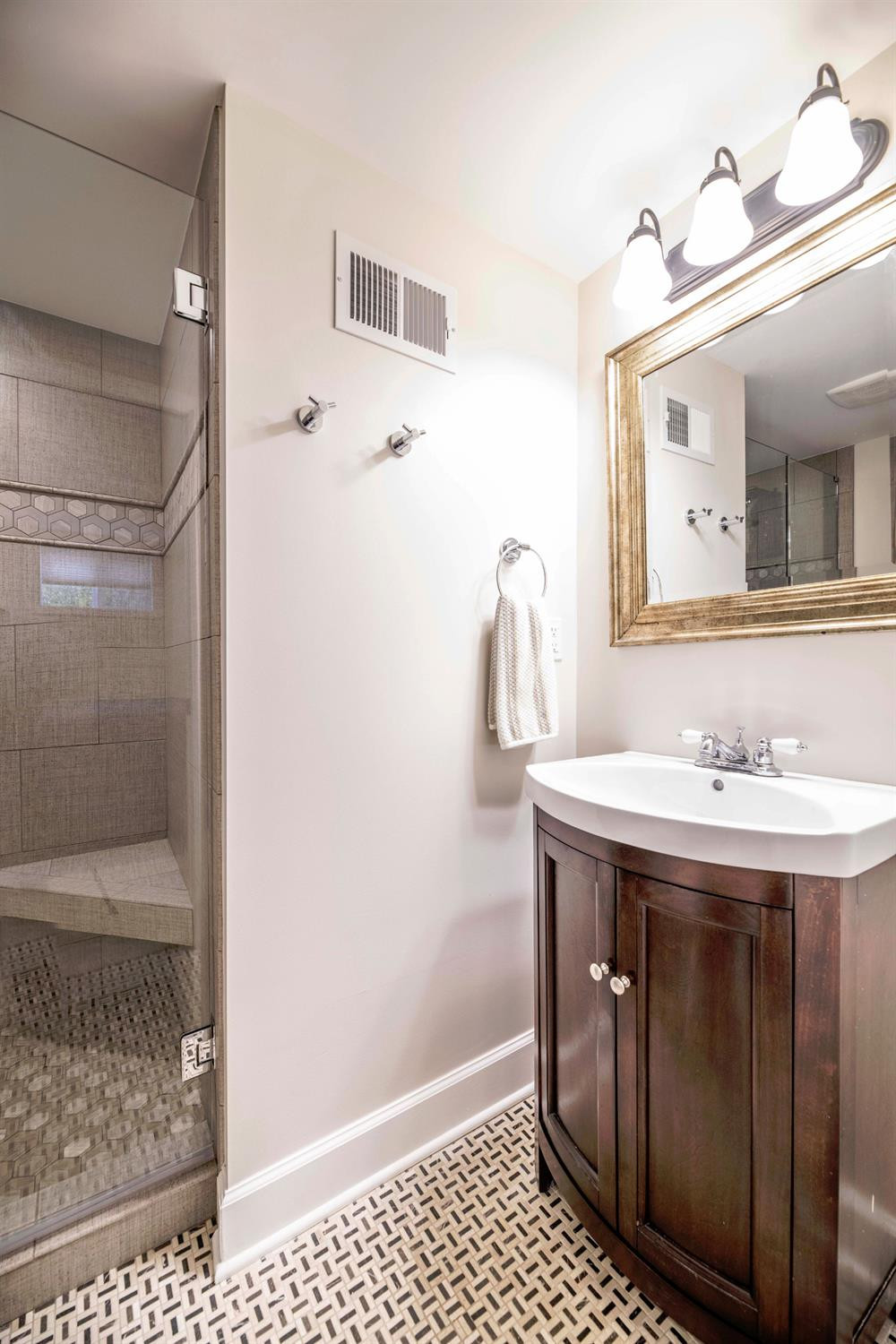 417 Cochran Road Lexington, KY 40502 - Photo 35 of 48 Photo 35