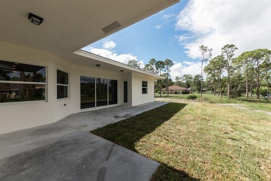 17889 63rd Road North Loxahatchee, FL 33470 - Photo 17 of 38 16_1788963rdrdn_85_Patio_LowRes