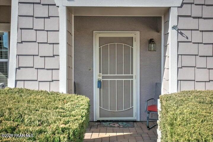 650 North Robles Street Dewey, AZ 86327 - Photo 2 of 13 a view of front door