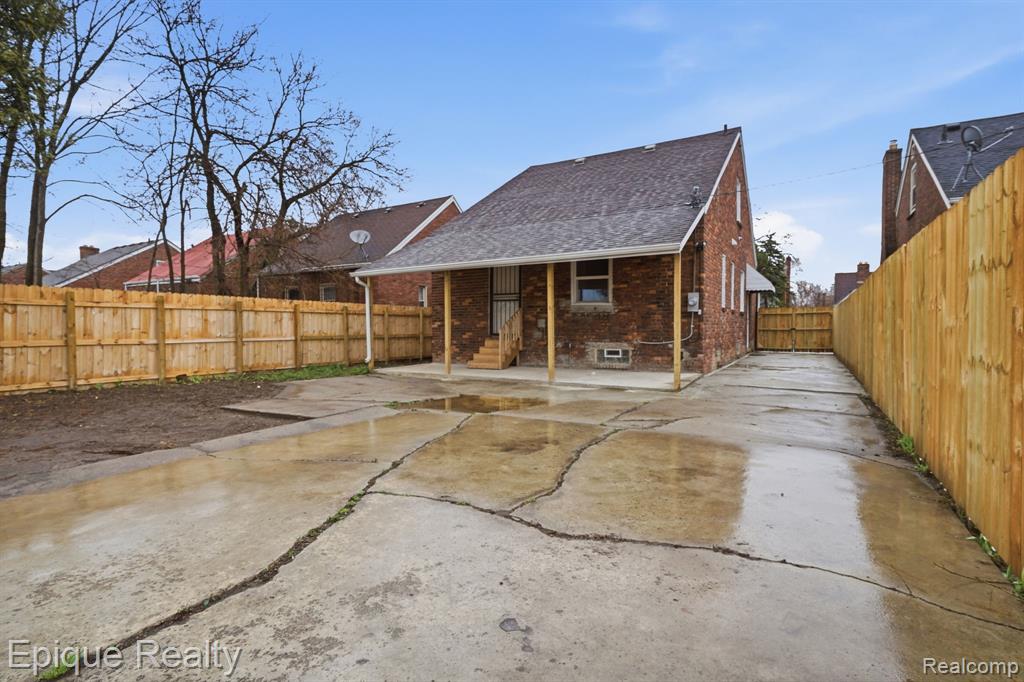 9991 Robson Street Detroit, MI 48227 - Photo 27 of 30