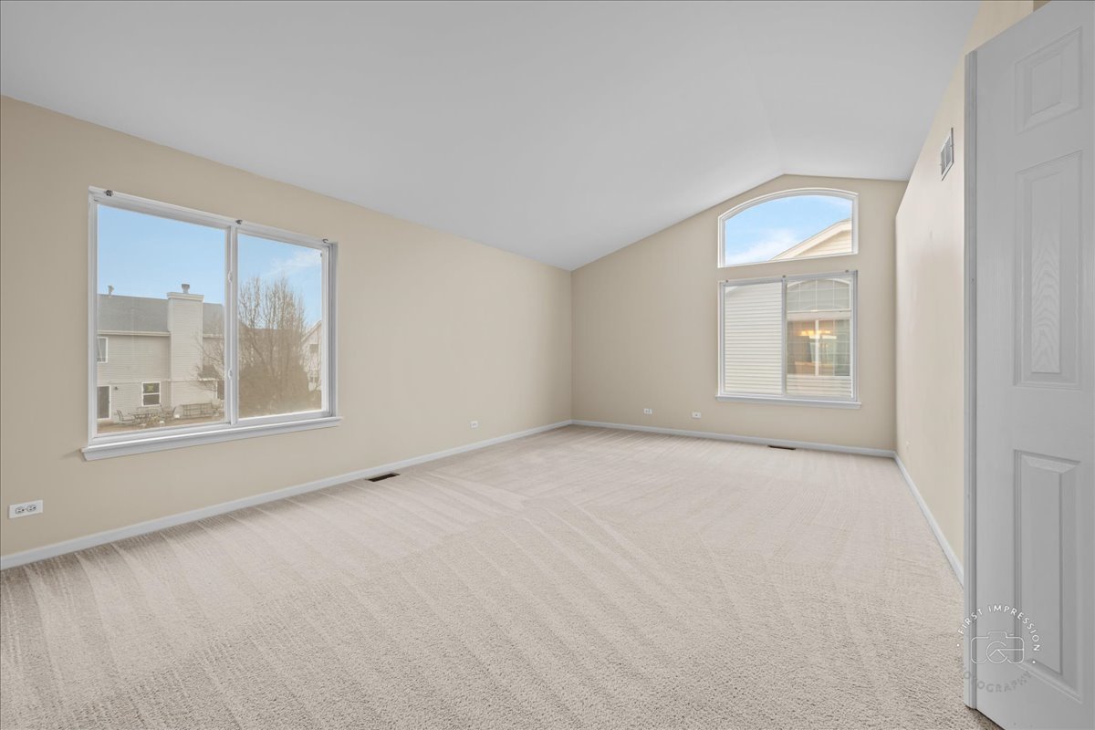 1635 Rosehall Lane Elgin, IL 60123 - Photo 17 of 29