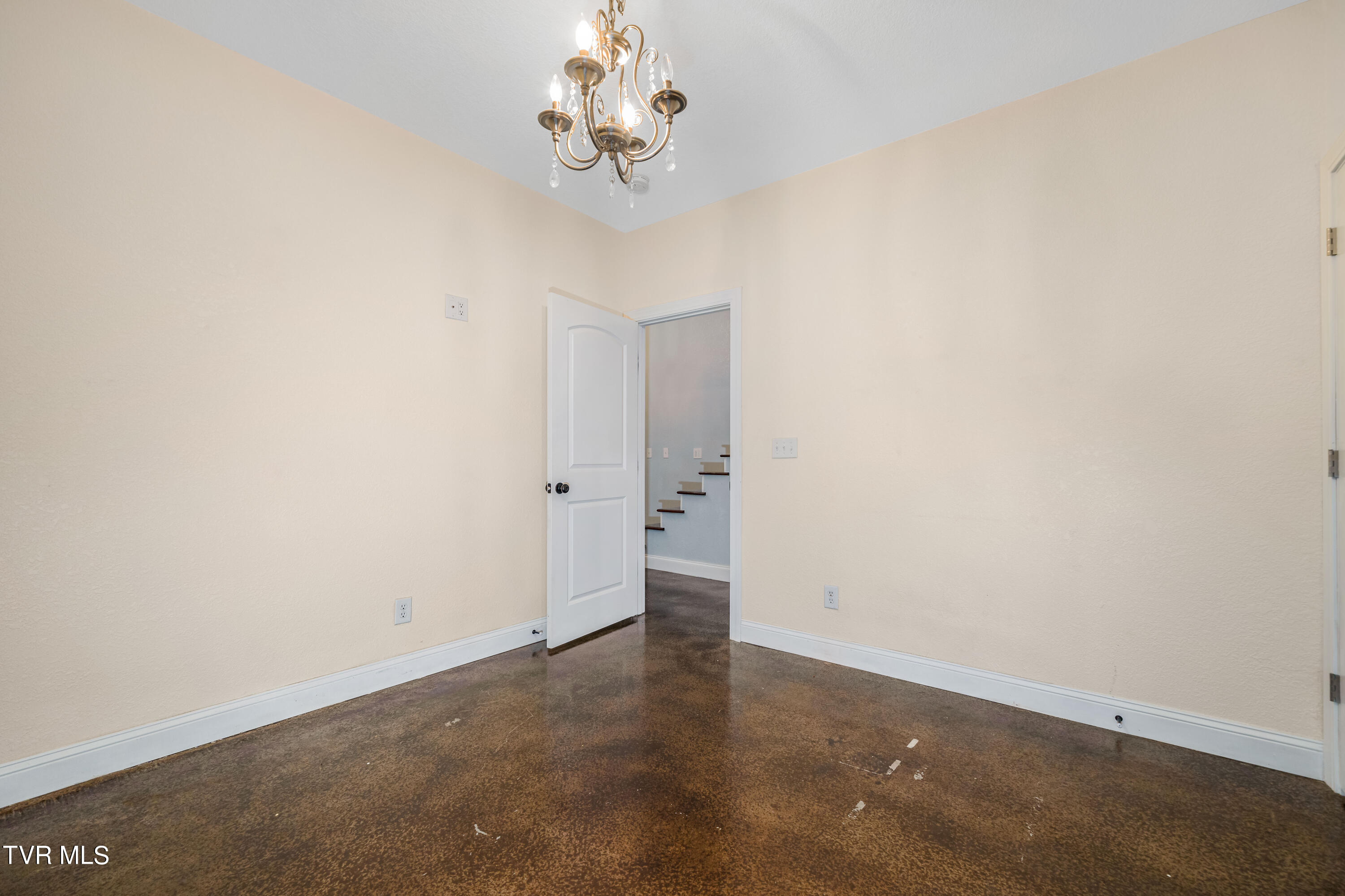 3613 Crest Road Kingsport, TN 37664 - Photo 48 of 58 3613 Crest Rd (50 of 61)