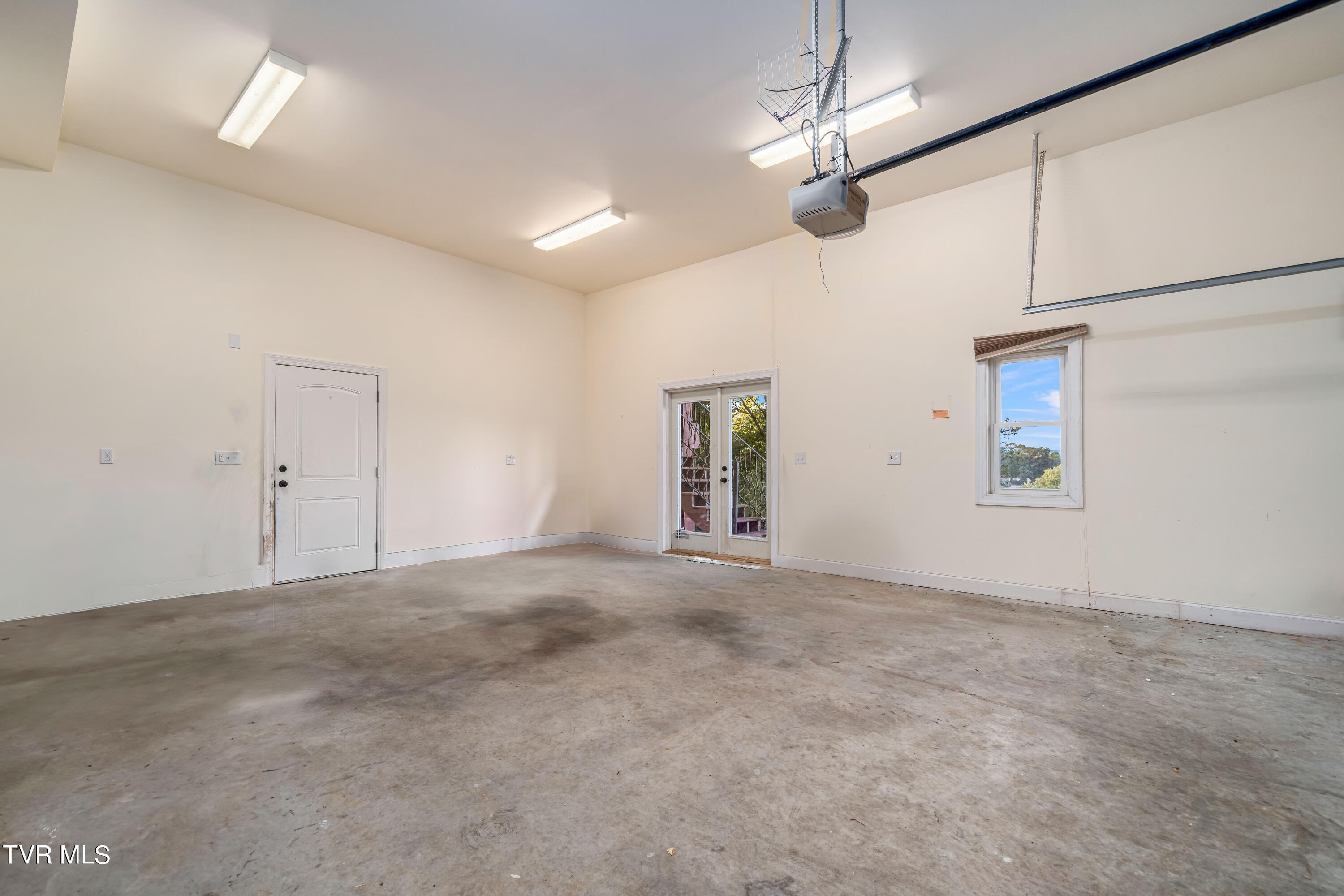 3613 Crest Road Kingsport, TN 37664 - Photo 53 of 58 3613 Crest Rd (56 of 61)