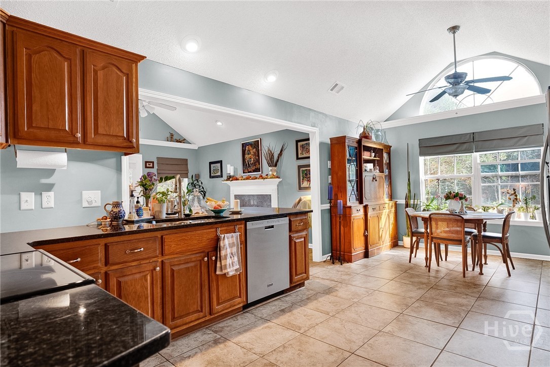 304 Stephanie Avenue Rincon, GA 31326 - Photo 12 of 36 Gallery Image 12