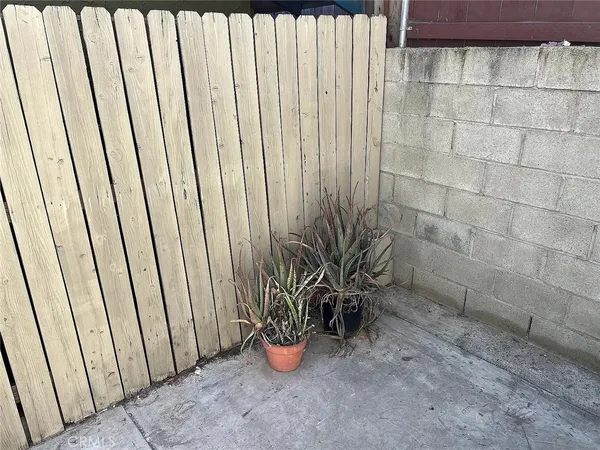 $1,475 | 282 Belmont Avenue, Los Angeles, CA 90026