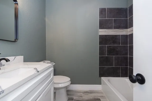 $287,500 | 218 Brown Street, West Columbia, TX 77486