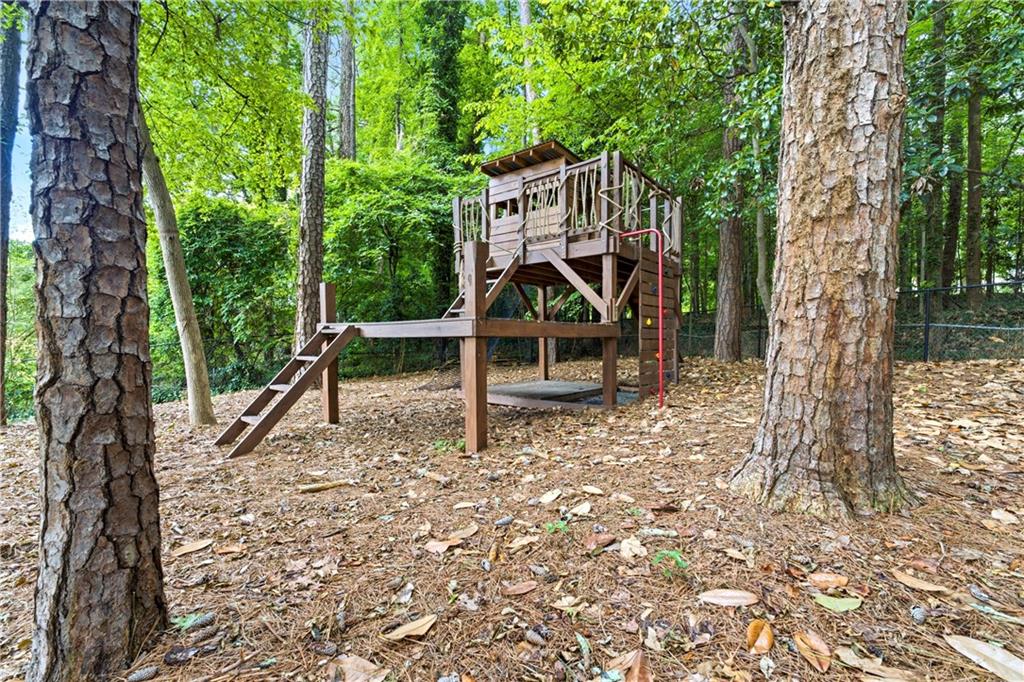 2016 Hollidon Road Decatur, GA 30033 - Photo 27 of 30