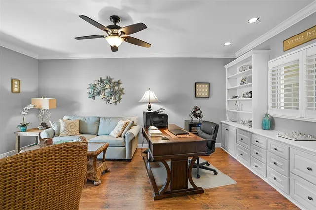 $425,000 | 5075 Harmony Circle, Unit 301, Vero Beach, FL 32967