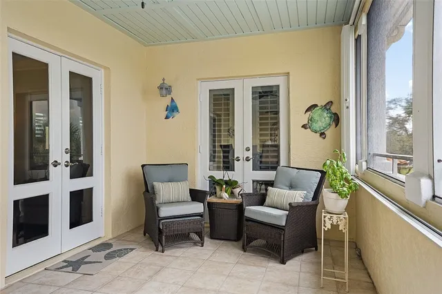 $425,000 | 5075 Harmony Circle, Unit 301, Vero Beach, FL 32967