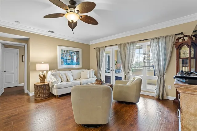 $425,000 | 5075 Harmony Circle, Unit 301, Vero Beach, FL 32967