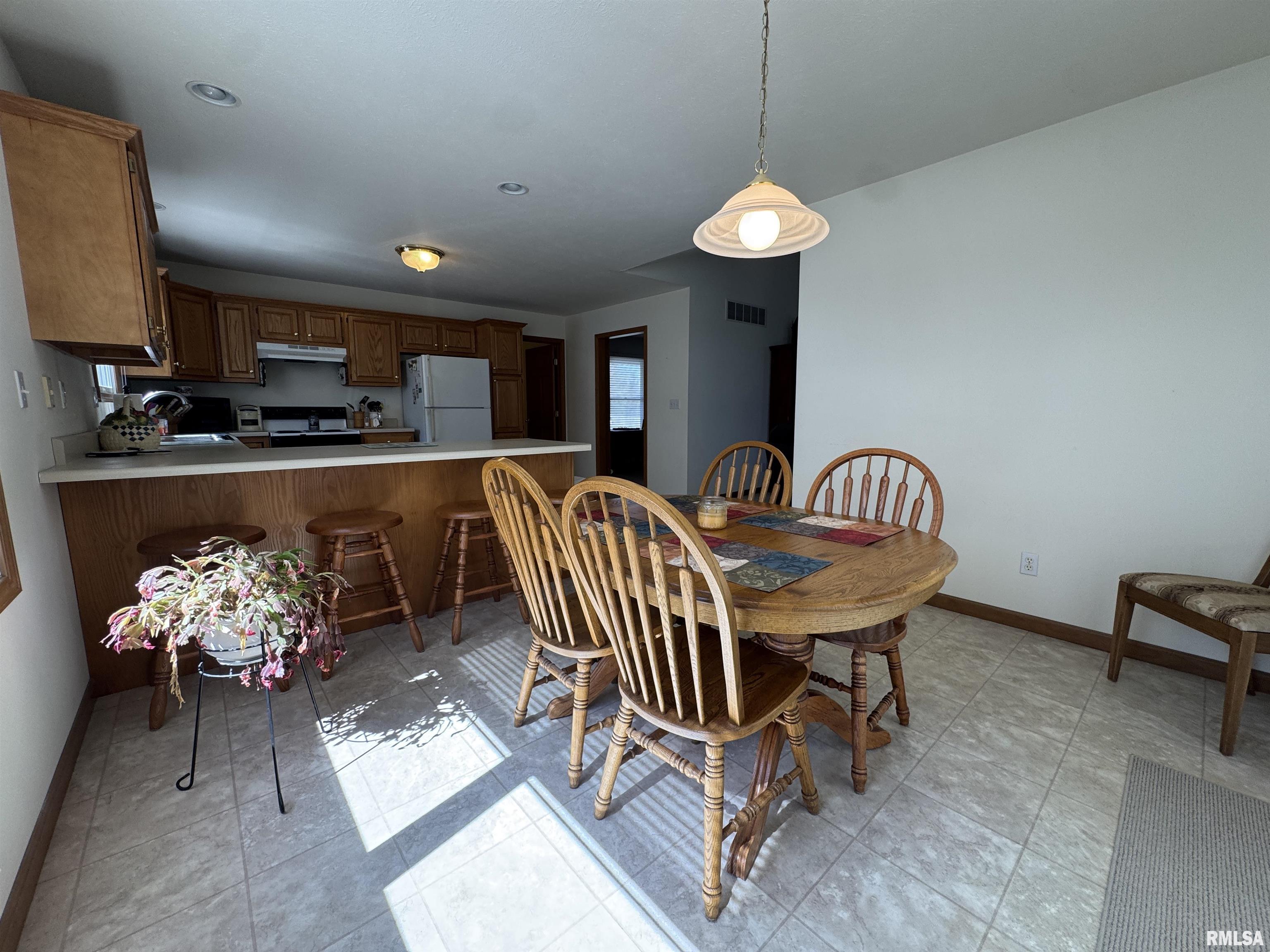 740 1st Street Sherman, IL 62684 - Photo 19 of 44