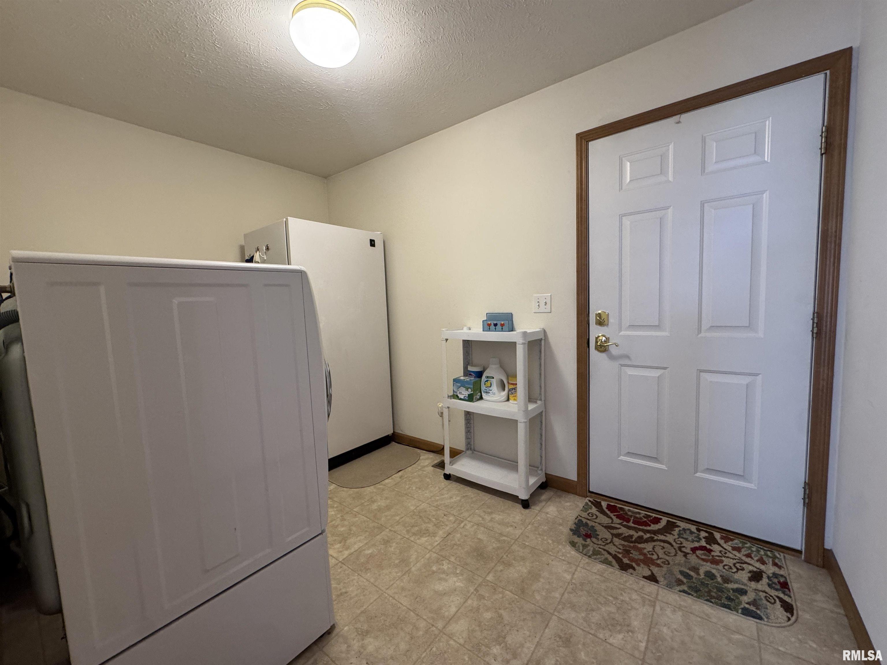 740 1st Street Sherman, IL 62684 - Photo 23 of 44