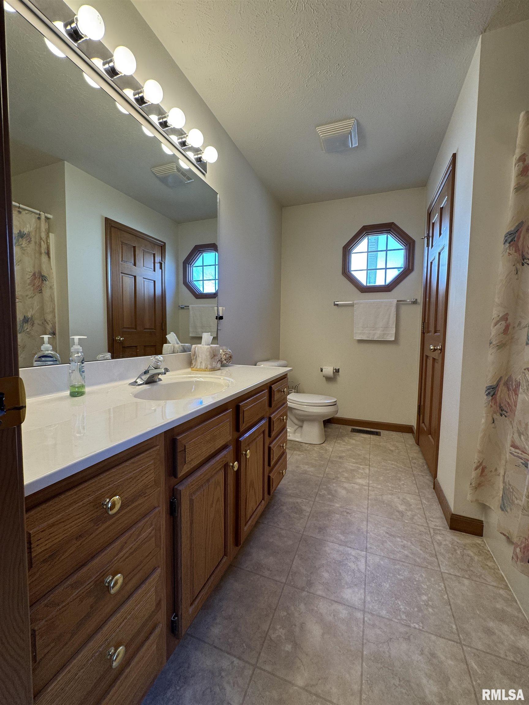 740 1st Street Sherman, IL 62684 - Photo 28 of 44