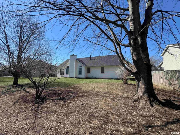 $385,000 | 740 1st Street, Sherman, IL 62684