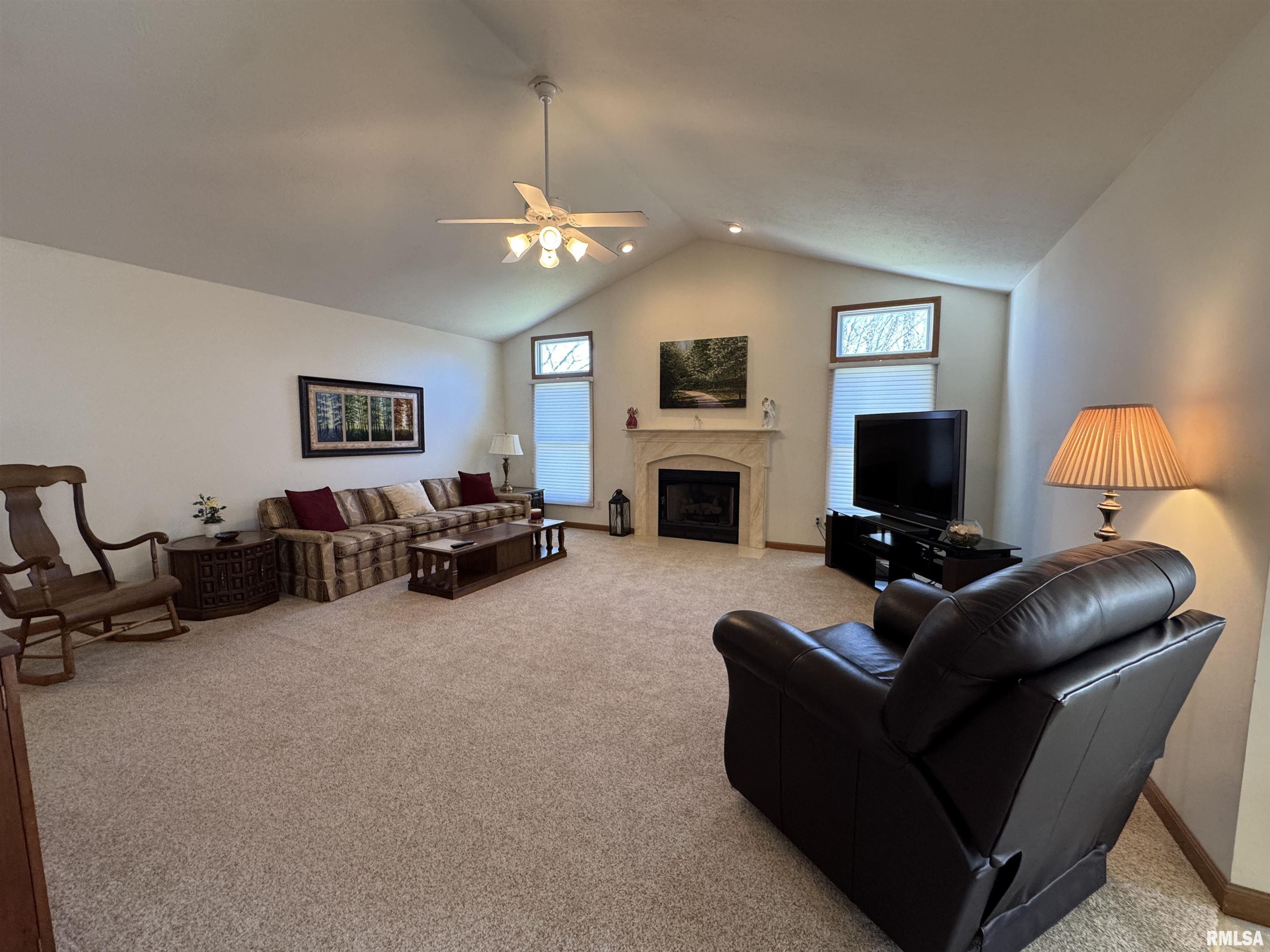 740 1st Street Sherman, IL 62684 - Photo 7 of 44