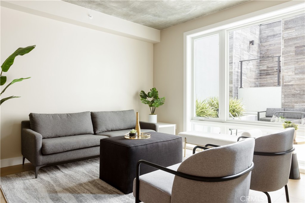 380 Cordova Street, Unit 403 Pasadena, CA 91101 - Photo 5 of 22