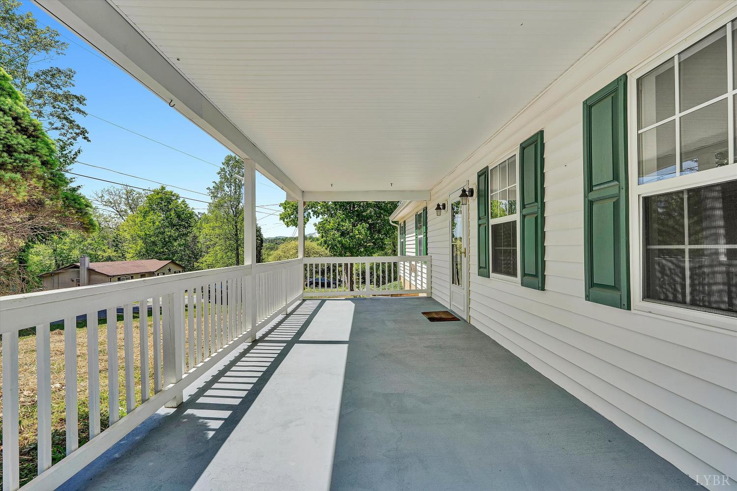 1222 Misty Ridge Lane Montvale, VA 24122 - Photo 7 of 42