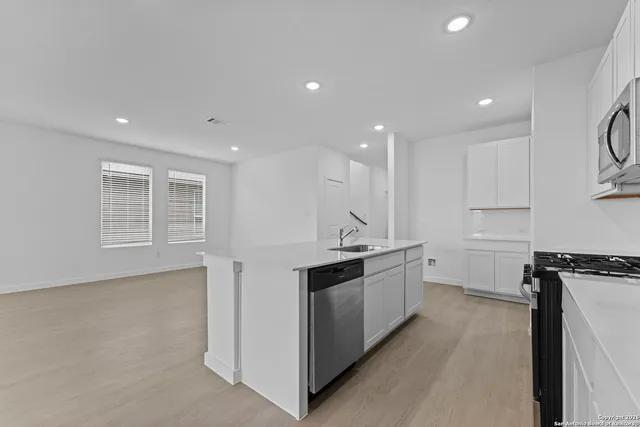 $310,000 | 1875 Nuthatch Ridge, New Braunfels, TX 78130