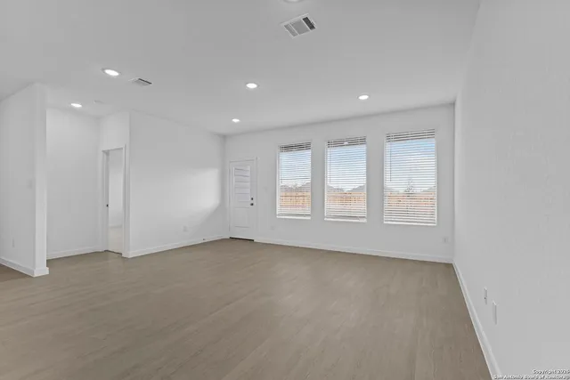 $310,000 | 1875 Nuthatch Ridge, New Braunfels, TX 78130