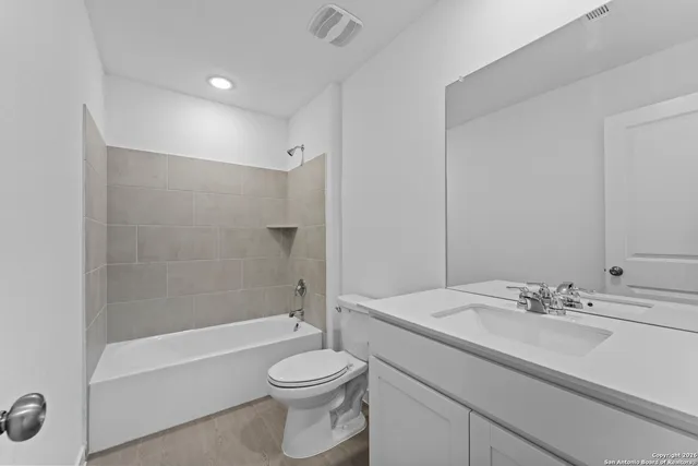 $310,000 | 1875 Nuthatch Ridge, New Braunfels, TX 78130