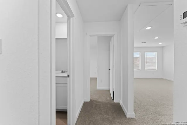 $310,000 | 1875 Nuthatch Ridge, New Braunfels, TX 78130