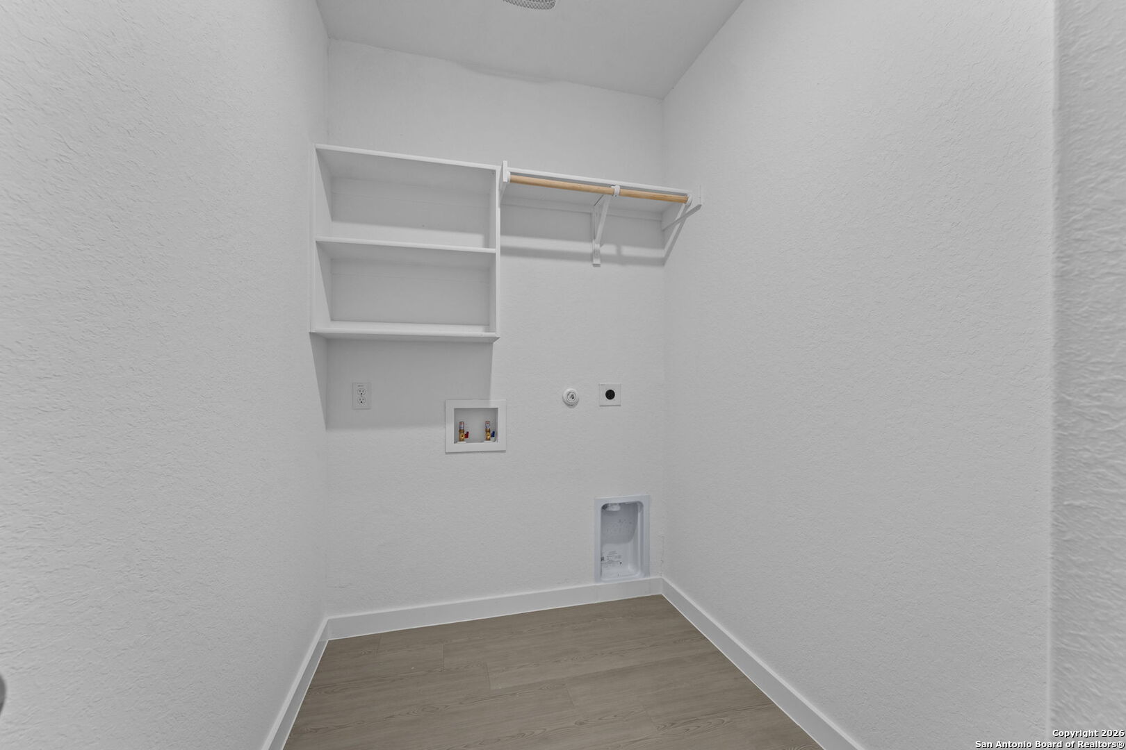 1875 Nuthatch Ridge New Braunfels, TX 78130 - Photo 10 of 34 a view of an empty walk in closet