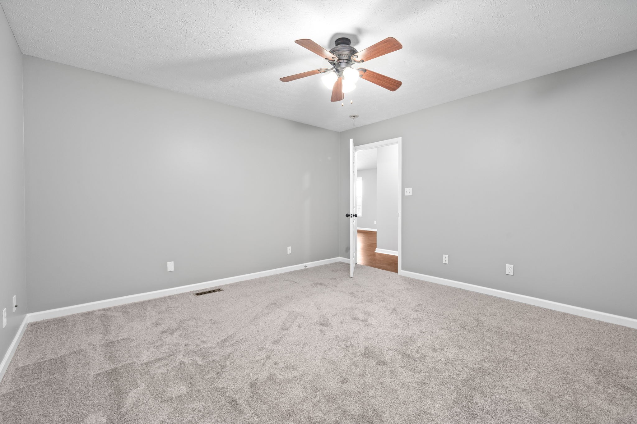 353 Wade Road Crofton, KY 42217 - Photo 16 of 36 Gallery Image 16