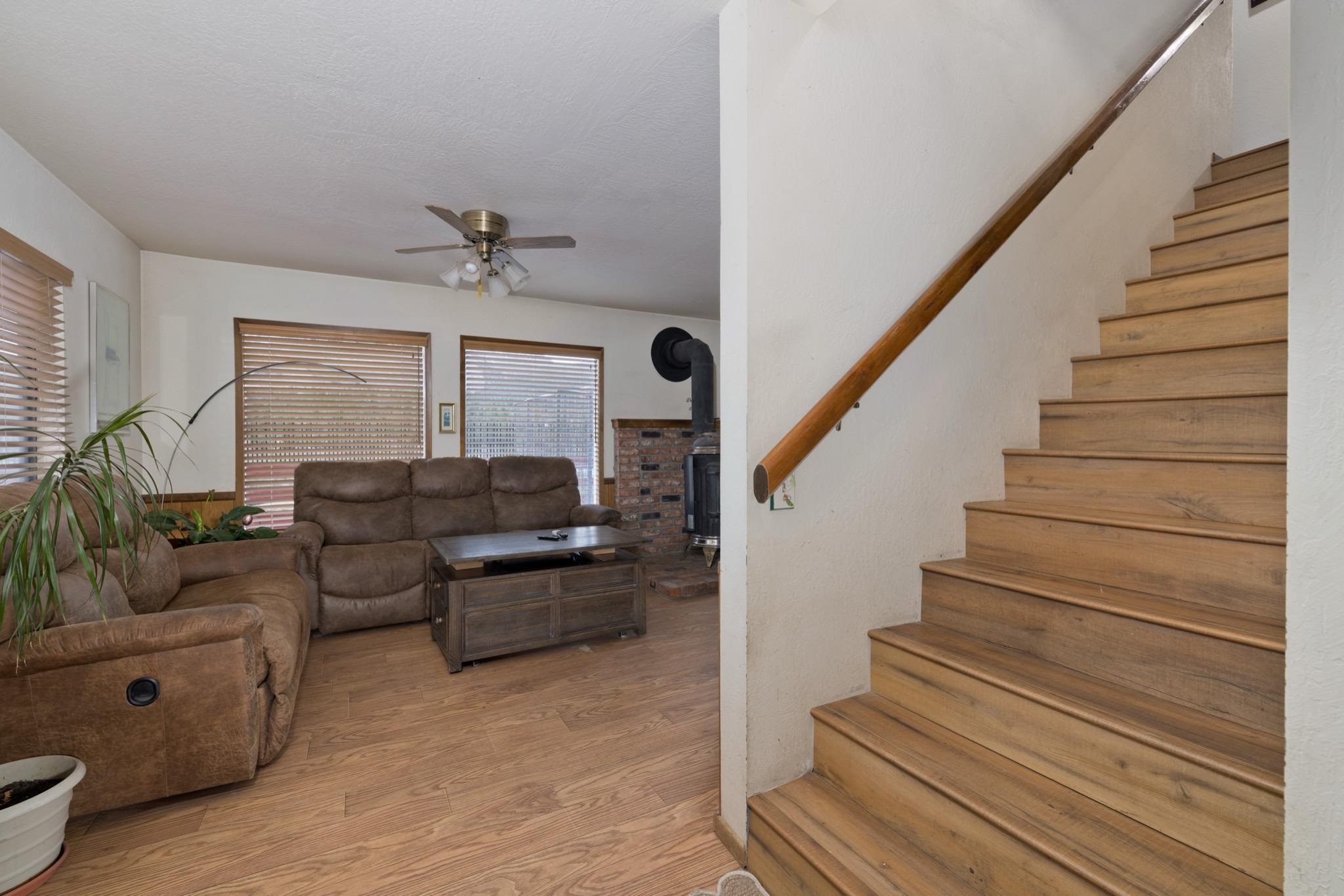 225 Pinon Hill Road Mammoth Lakes, CA 93546 - Photo 12 of 34