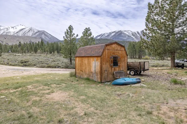 $749,000 | 225 Pinon Hill Road, Mammoth Lakes, CA 93546