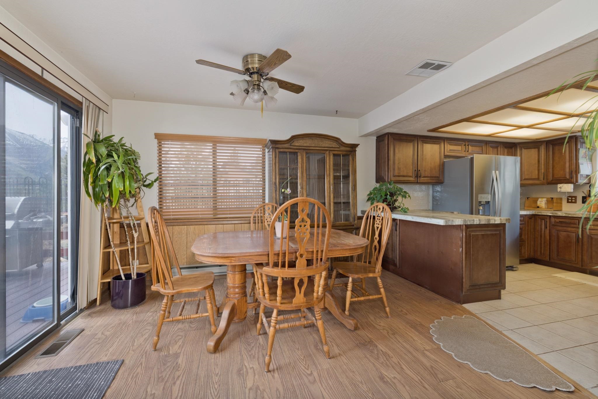 225 Pinon Hill Road Mammoth Lakes, CA 93546 - Photo 6 of 34