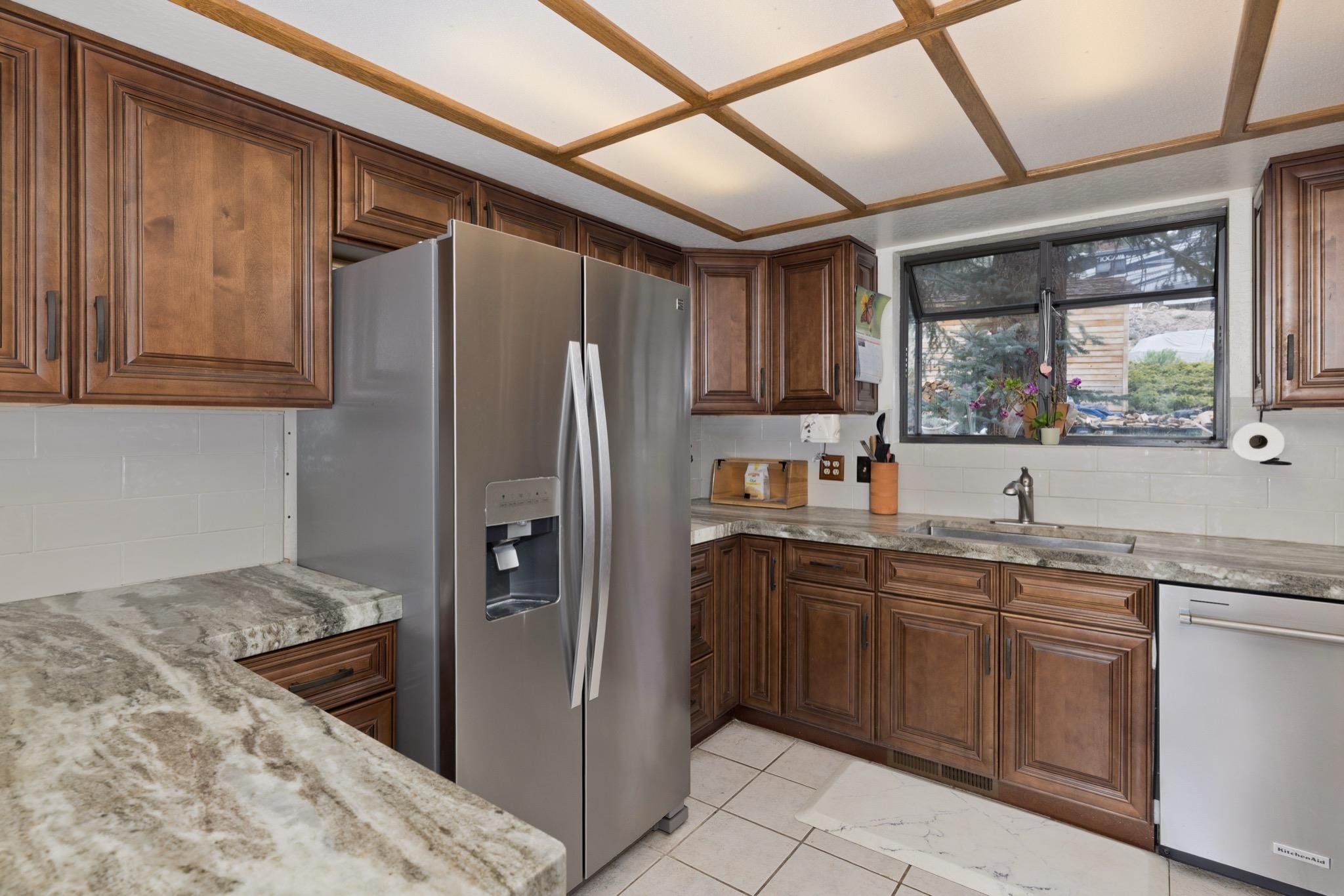 225 Pinon Hill Road Mammoth Lakes, CA 93546 - Photo 10 of 34