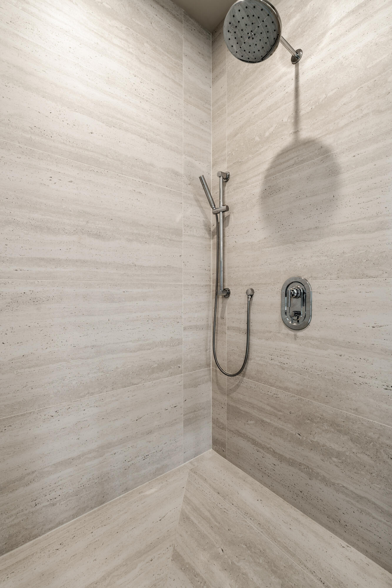 56350 Mirror Rock Loop, Unit 360 Bend, OR 97707 - Photo 52 of 86 47-Bathroom