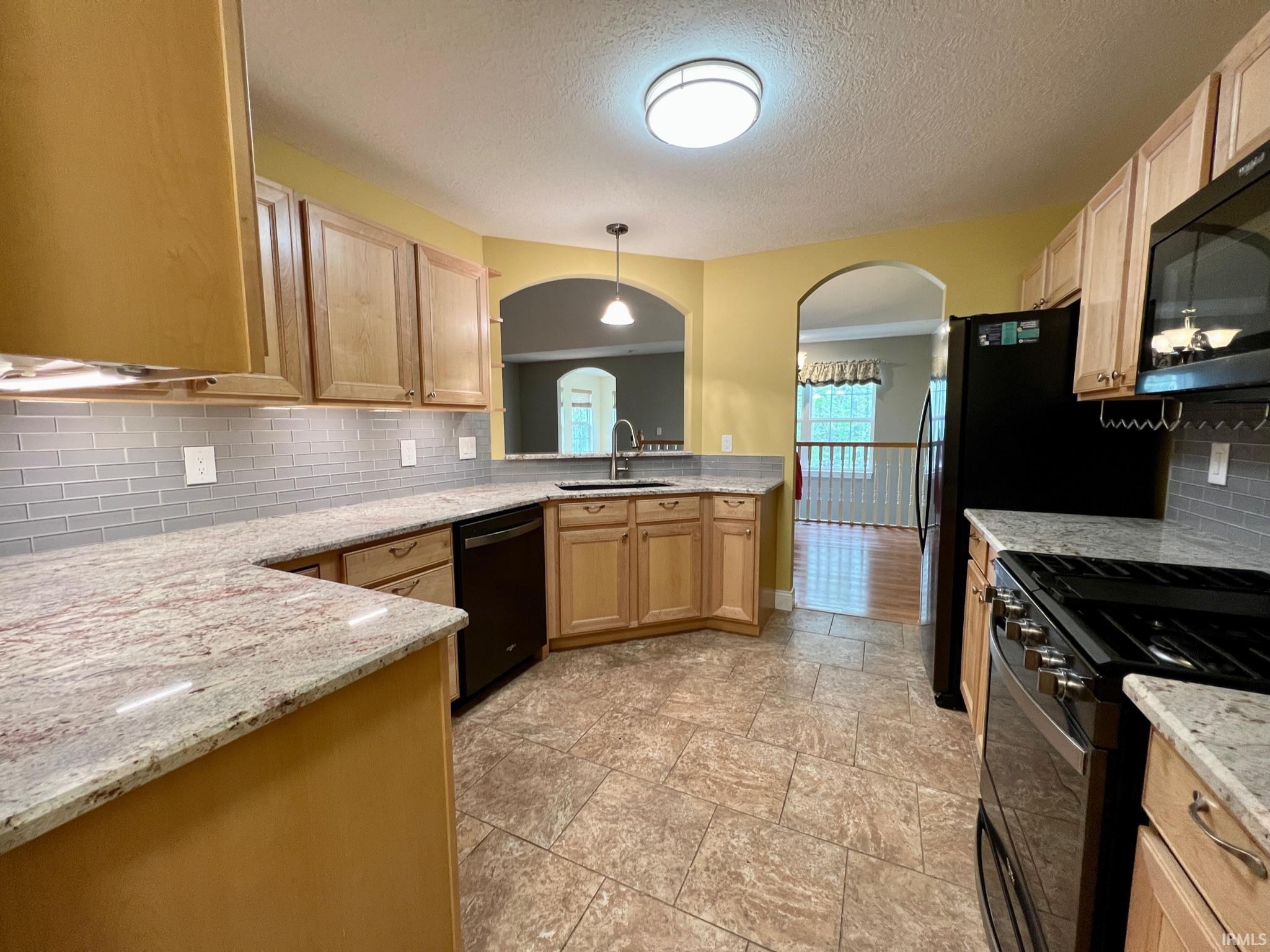 2038 West Arbor Ridge Way Bloomington, IN 47403 - Photo 8 of 29 Gallery Image 8
