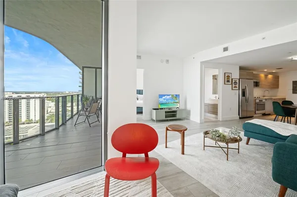 $4,200 | 121 Northeast 34th Street, Unit 2314, Miami, FL 33137