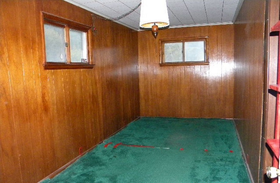 939 West Gilford Road Caro, MI 48723 - Photo 4 of 22 Gallery Image 4
