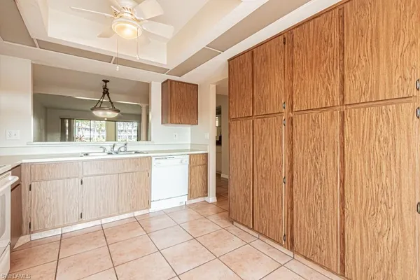 $245,000 | 600 Misty Pines Circle, Unit F105, Naples, FL 34105