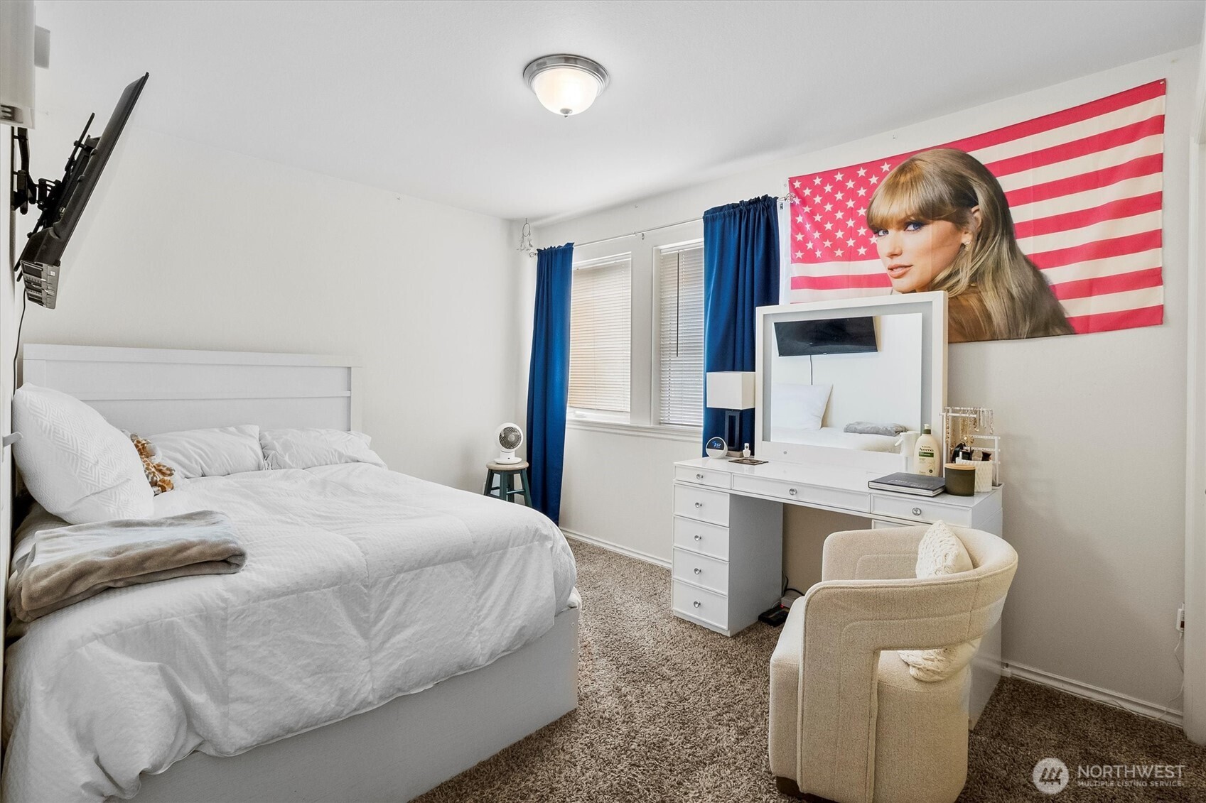 344 East Bellis Fair Parkway Bellingham, WA 98226 - Photo 14 of 40 a bedroom with a bed and a couch