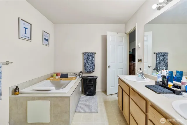 $1,450,000 | 344 East Bellis Fair Parkway, Bellingham, WA 98226