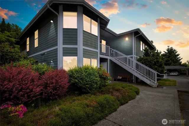 $1,450,000 | 344 East Bellis Fair Parkway, Bellingham, WA 98226
