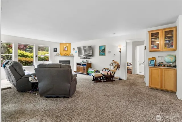 $1,450,000 | 344 East Bellis Fair Parkway, Bellingham, WA 98226