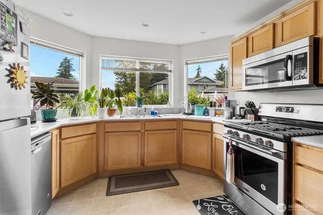 $1,450,000 | 344 East Bellis Fair Parkway, Bellingham, WA 98226